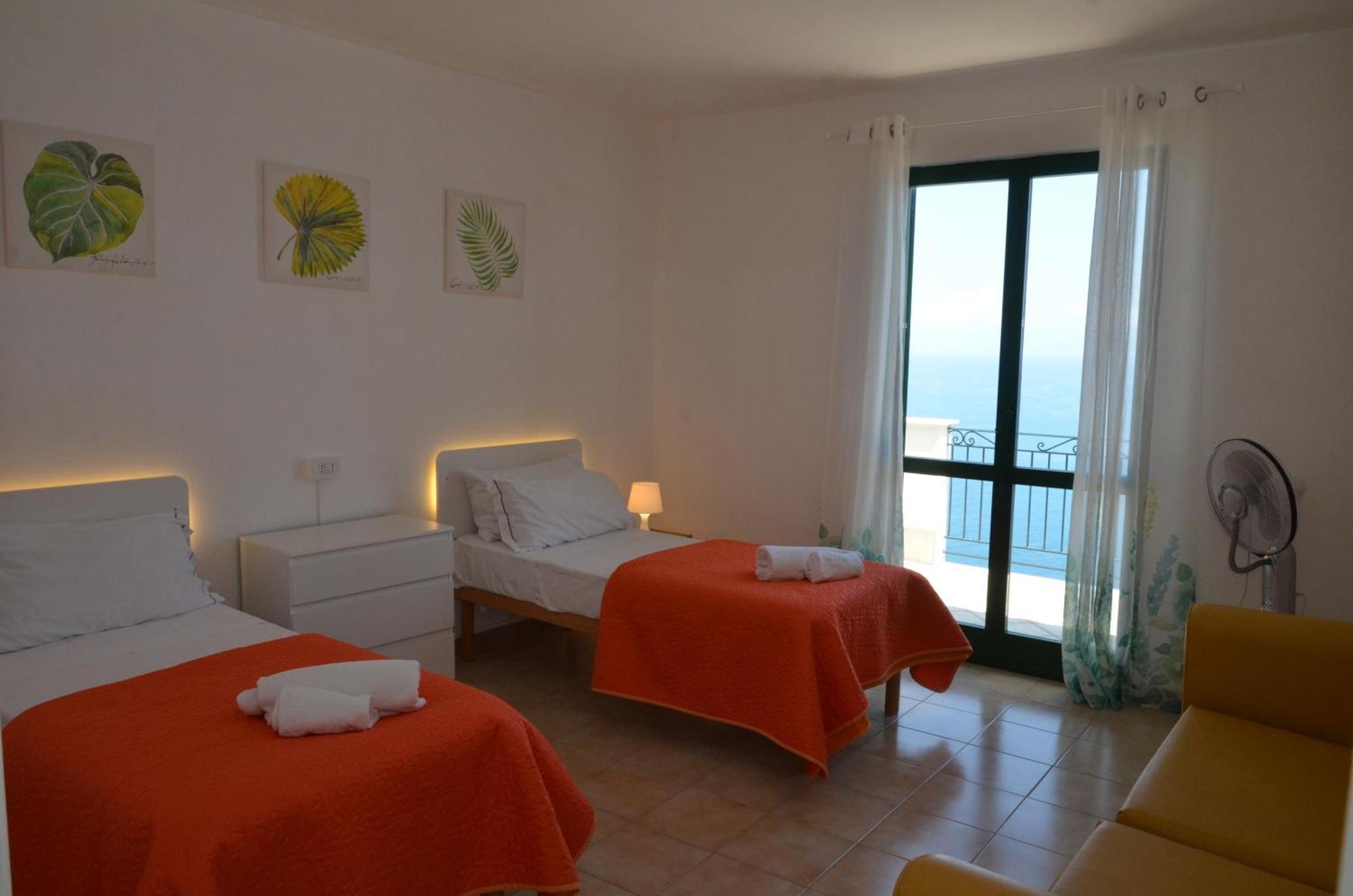Amalfi Hills Aparthotel Room photo