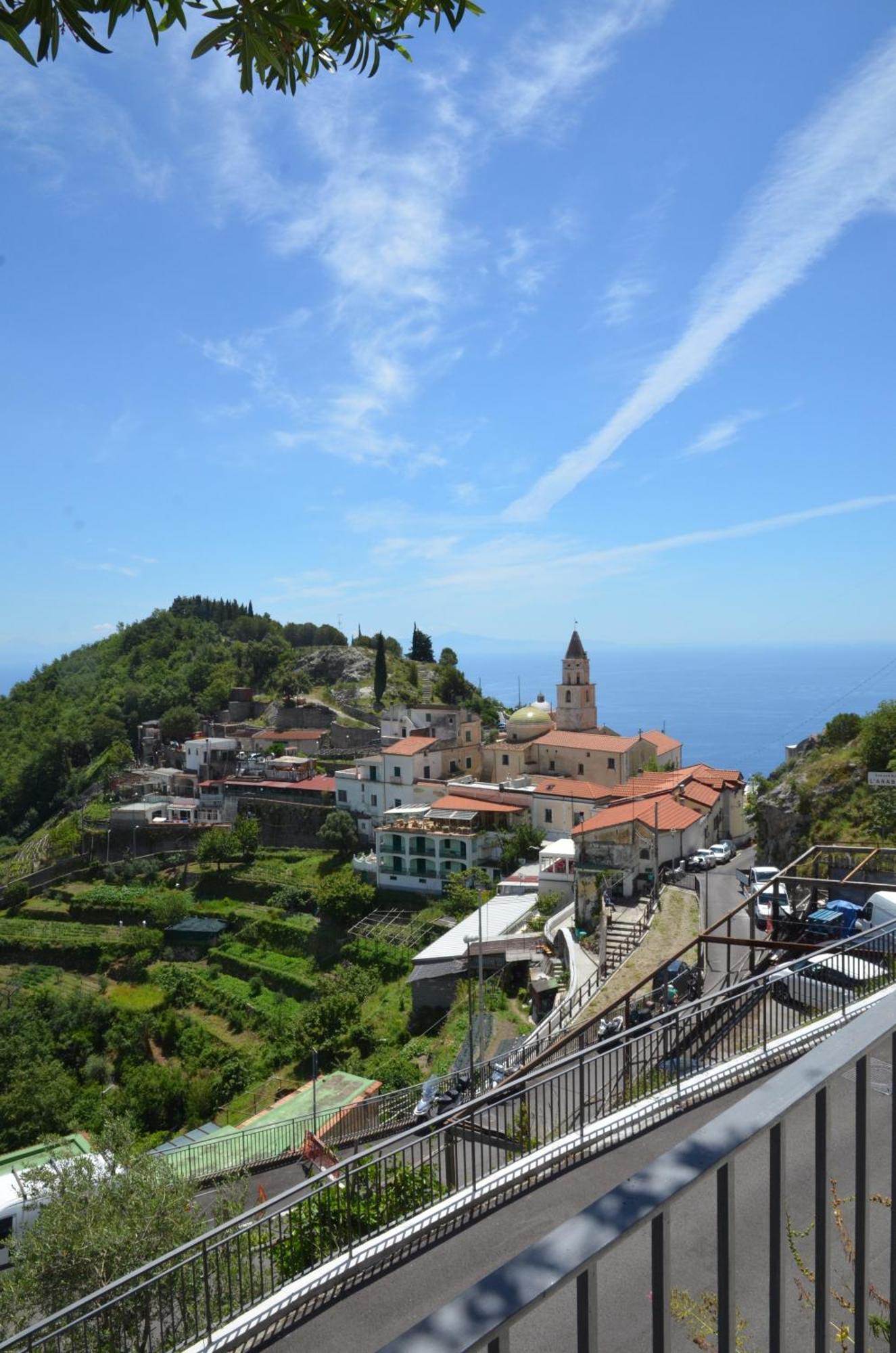 Amalfi Hills Aparthotel Room photo